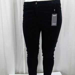 Olsen Europe Black velvet pants